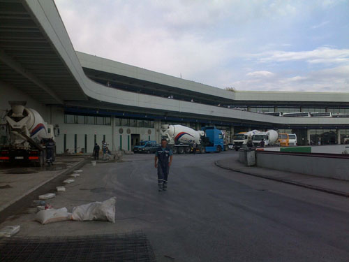 Ankara Terminali (Aşti) Oto Park Alanları 3500 M2 Zemin Betonu Uygulaması YOL BÖLME İŞLERİ YAPILMASI